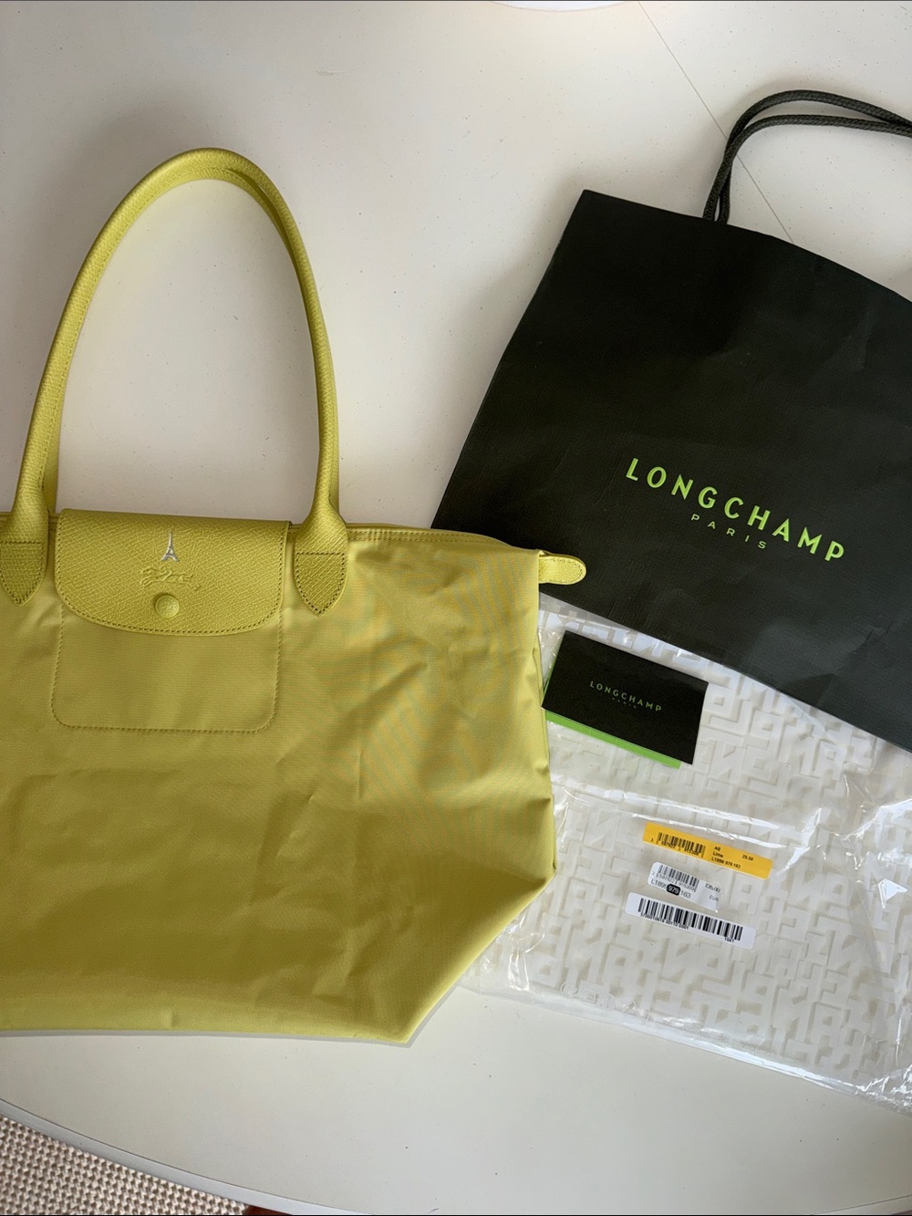 Longchamp LE PLIAGE ONE L TOTE BAG
Lime large long handle yellow green FRANCE - Picture 2 of 15